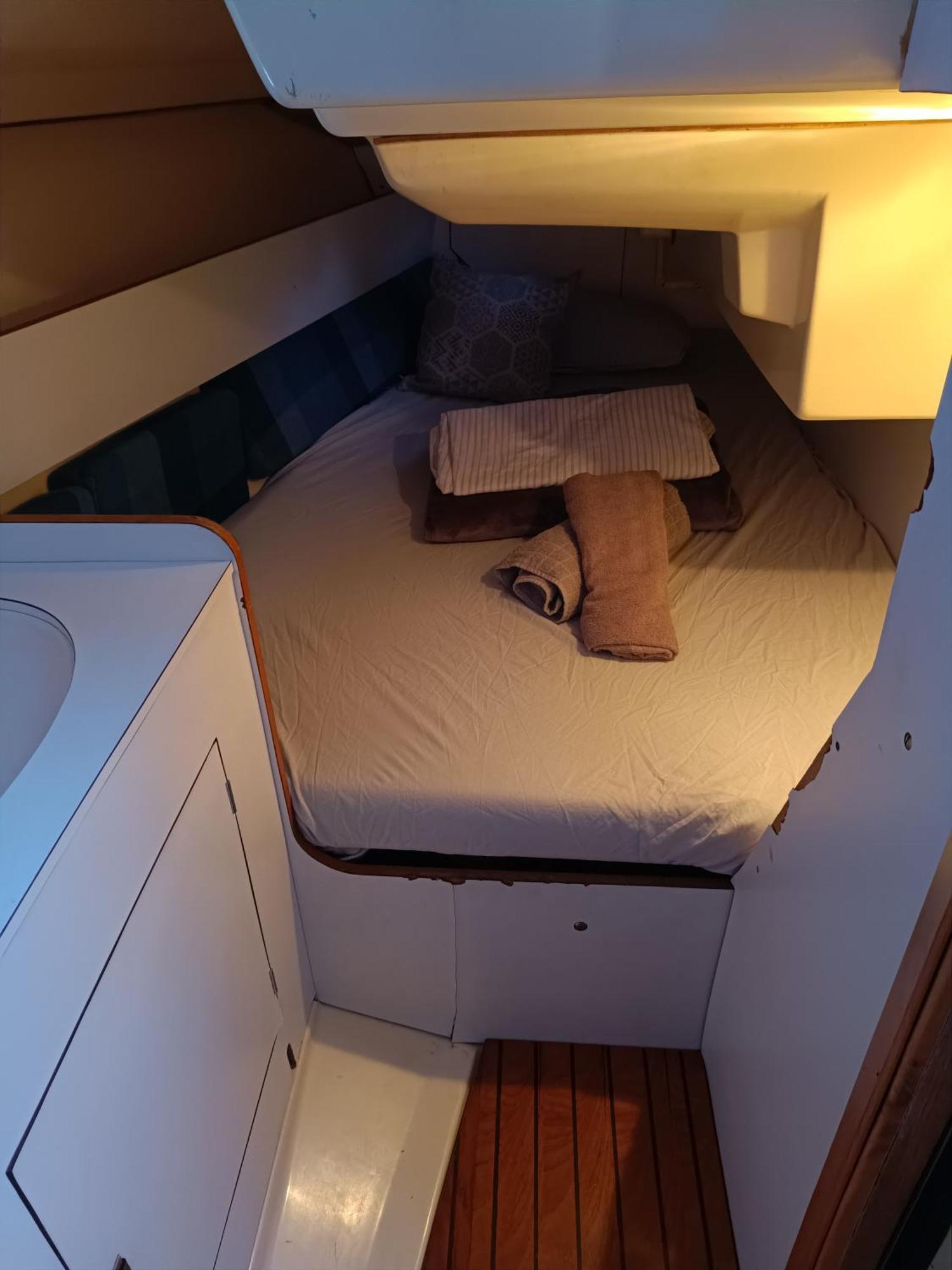Experience On A Sailboat To Sleep Hotel Sant Adria de Besos Buitenkant foto