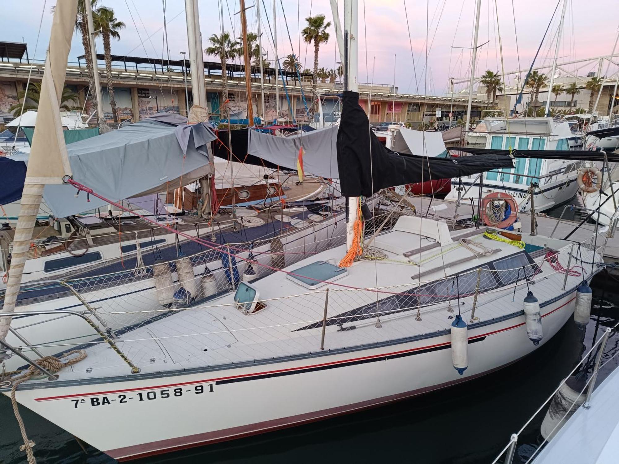 Experience On A Sailboat To Sleep Hotel Sant Adria de Besos Buitenkant foto